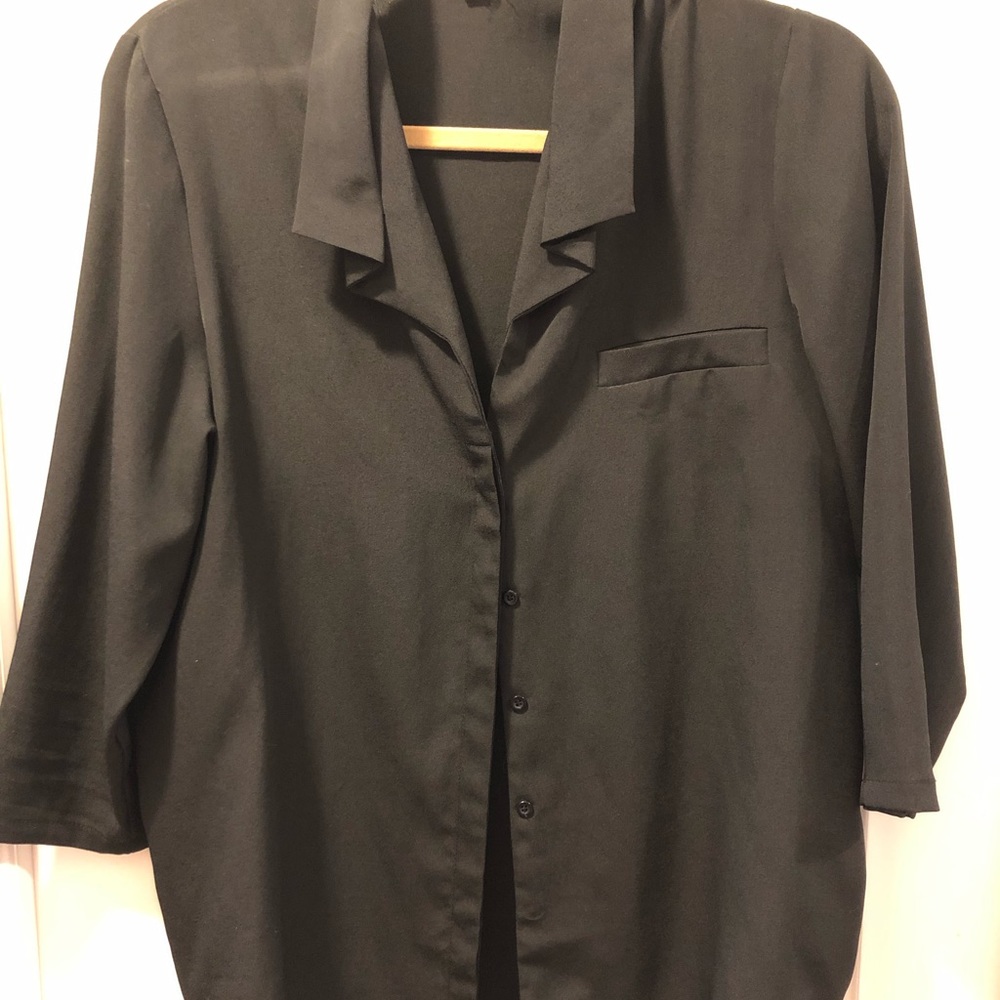 Black Silk 3/4 Blouse - LIKE NEW
